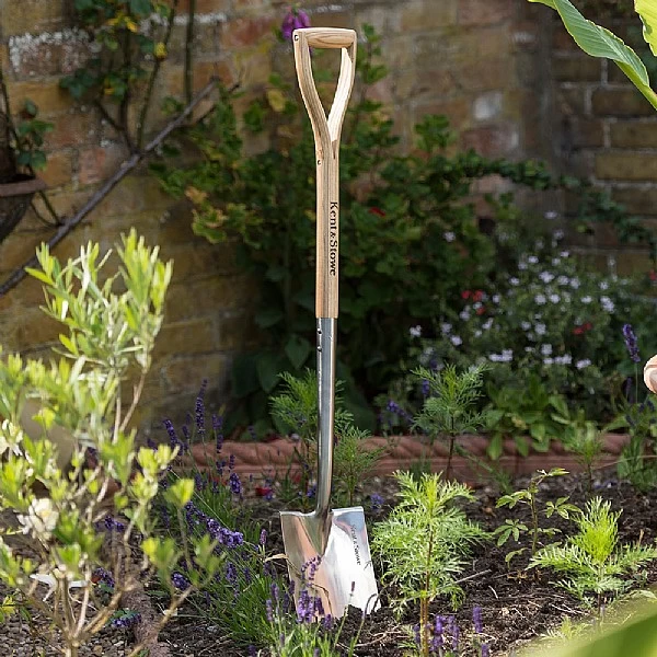 Kent & Stowe Stainless Steel Digging Spade - Image 4