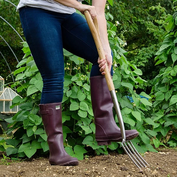 Kent & Stowe Garden Life Stainless Steel Digging Fork - Image 2